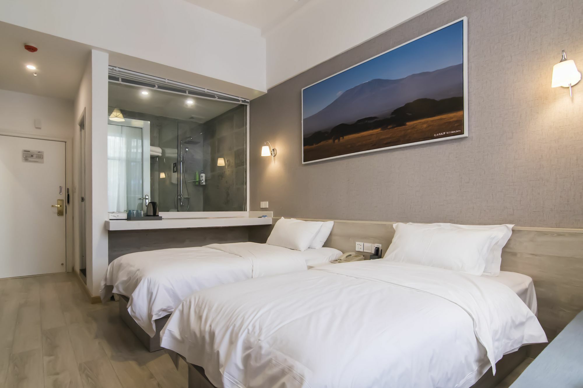Masherbrum Outdoor Travelling Hostel Чэнду Экстерьер фото