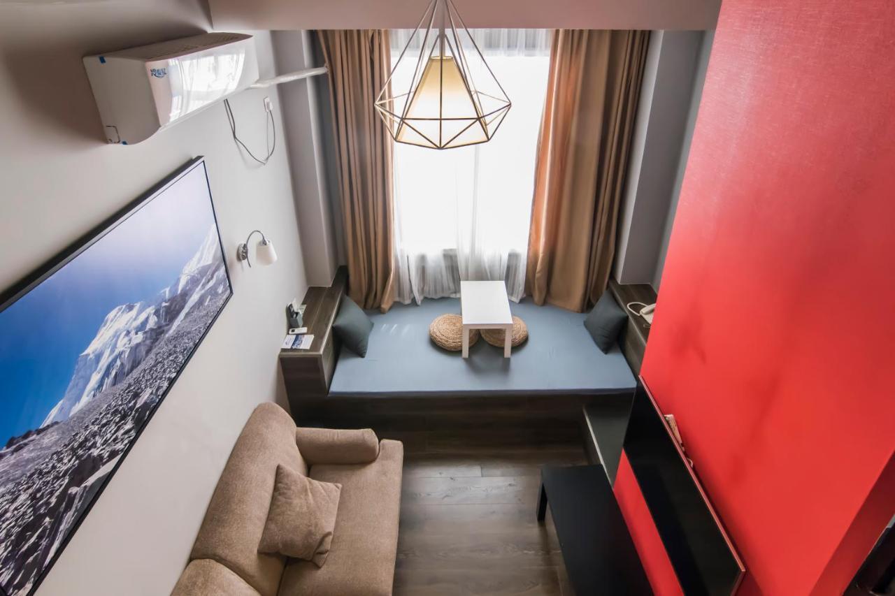 Masherbrum Outdoor Travelling Hostel Чэнду Экстерьер фото